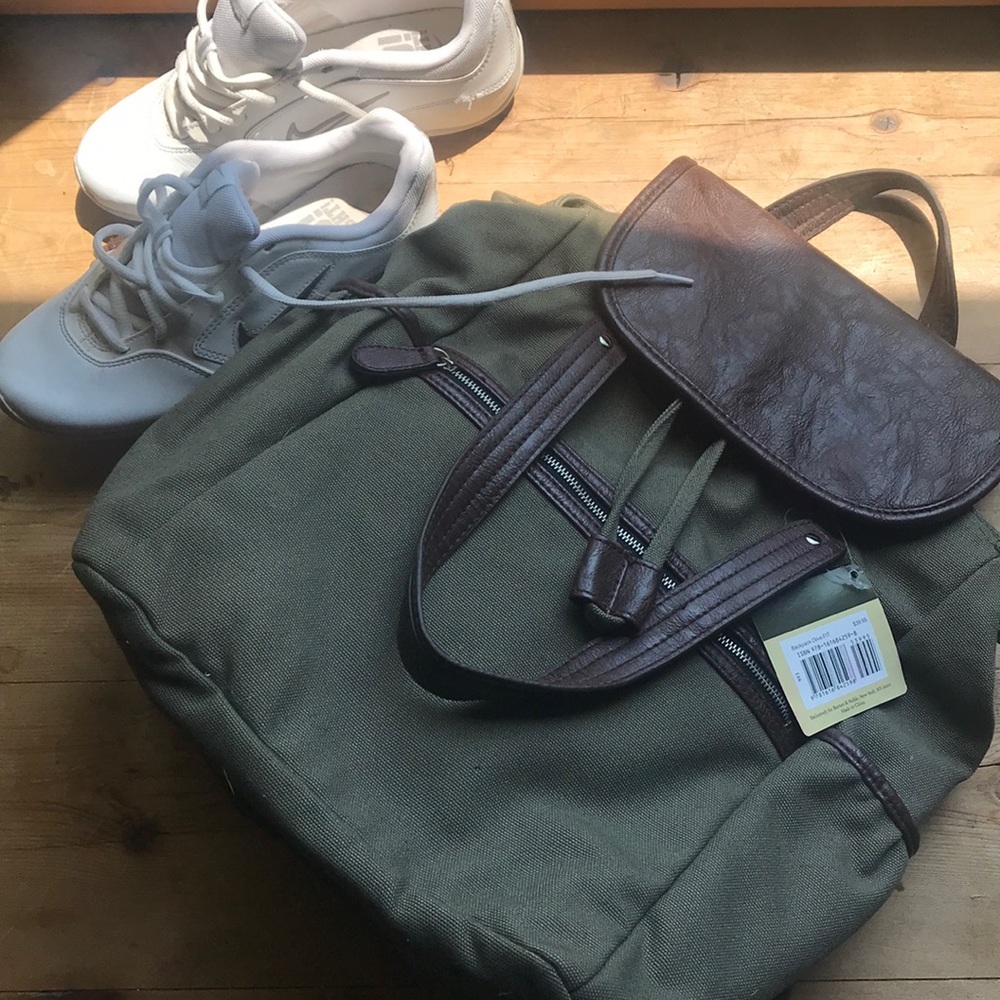 Backpack 🎒 Olive FIT (NEW)